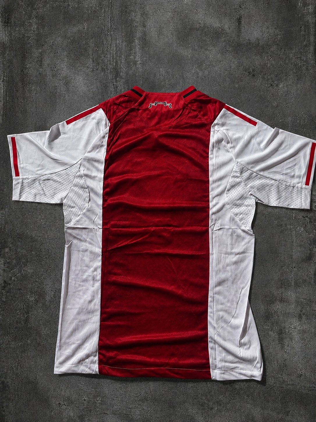 Ajax 25/26 dorso