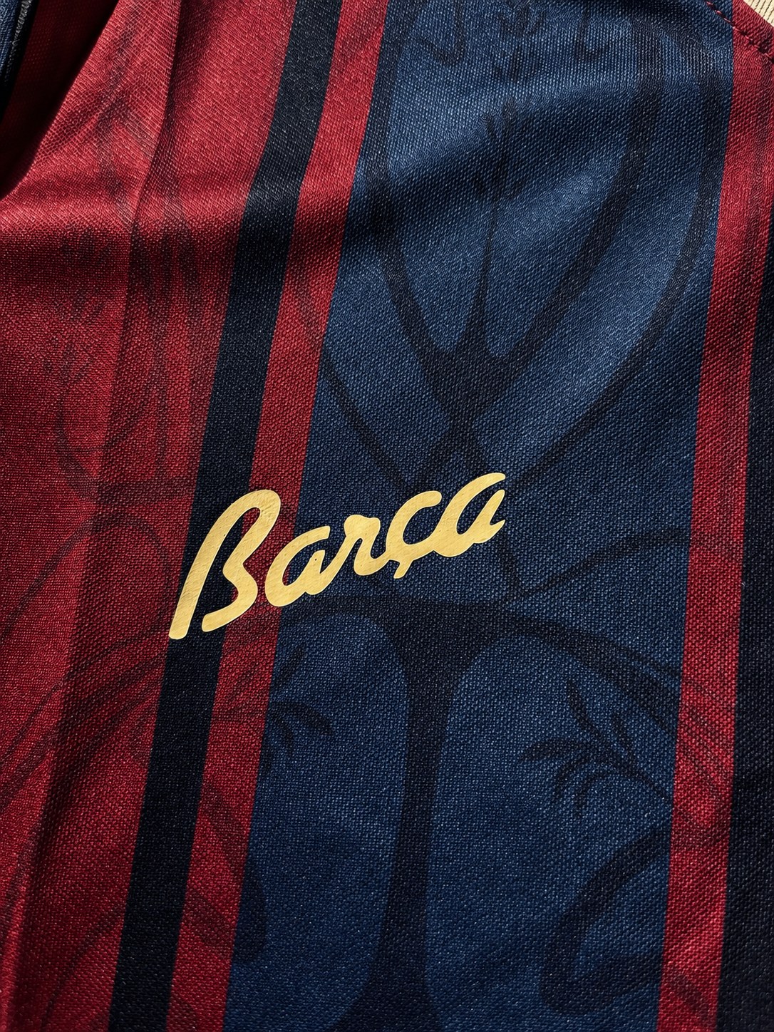 Barcelona Retro detalle Barça