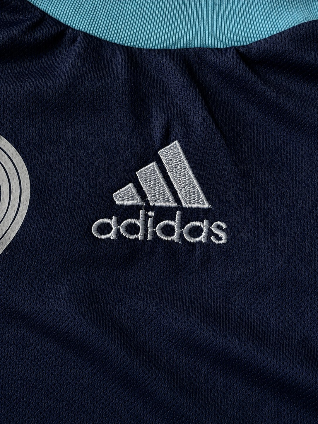 Argentina 2006 Messi detalle logo